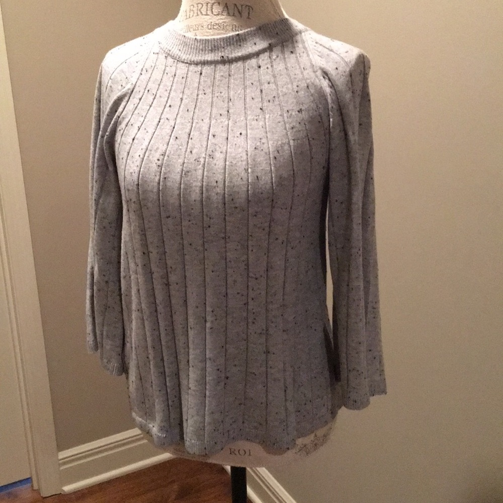 Loft grey speckled 3/4 length sweater top